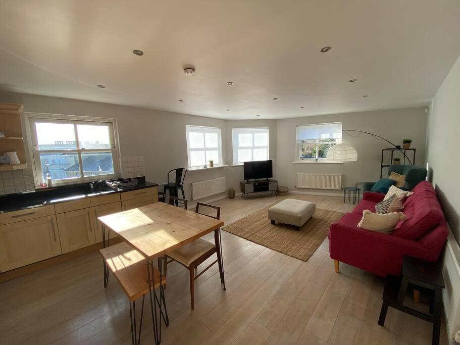 The Penthouse, Winchester Dış mekan fotoğraf