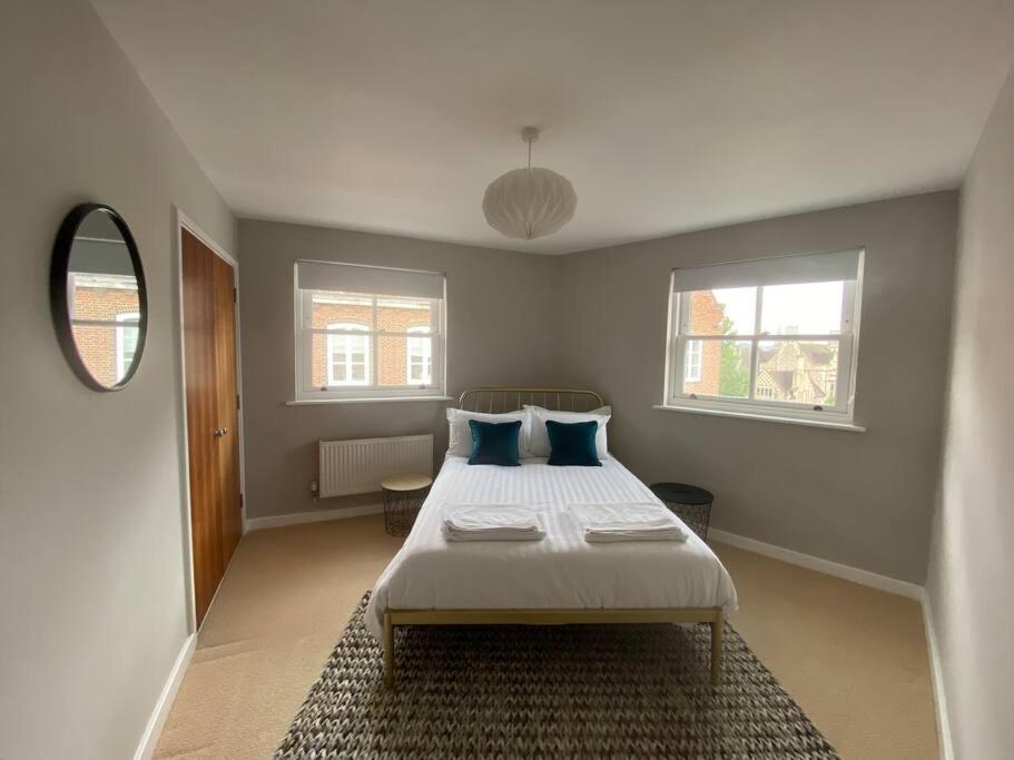 The Penthouse, Winchester Dış mekan fotoğraf